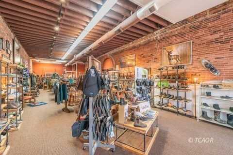 521 Main Street, Weaverville, CA 96093