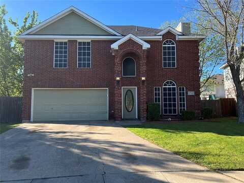 5702 Creekhollow Drive, Arlington, TX 76018