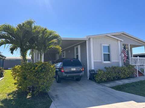 331 Doubloon Dr, Fort Myers, FL 33917