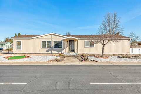 555 Freeman Road, Central Point, OR 97502