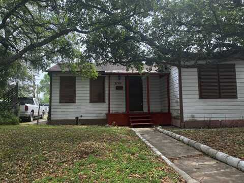 3702 Macarthur Street, Corpus Christi, TX 78416