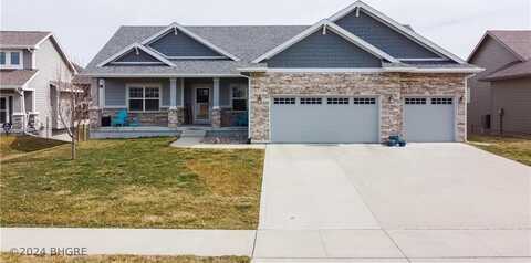 3105 Whitepine Court, Waukee, IA 50263