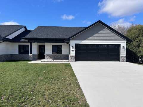 404 SE Tyler, Cascade, IA 52033