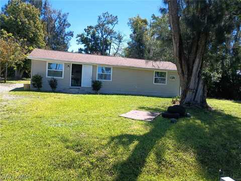 2808 Winona Drive, NORTH FORT MYERS, FL 33917