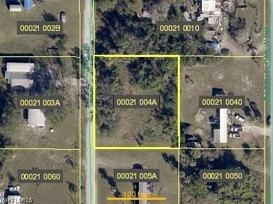 8395 Cook Drive, NORTH FORT MYERS, FL 33917