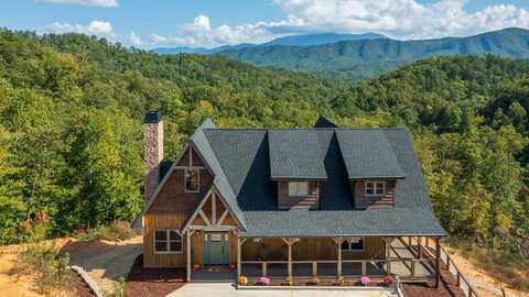 2832 Red Sky Drive, Sevierville, TN 37862