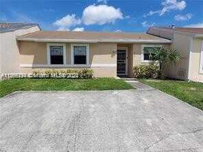 20309 NW 27th Pl, Miami Gardens, FL 33056