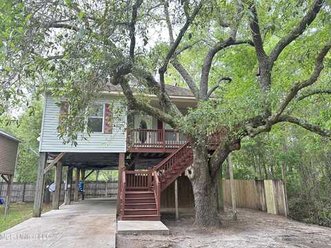 6062 E Benton Street, Bay Saint Louis, MS 39520