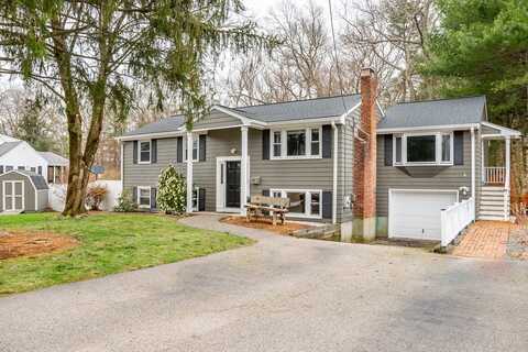 26 Eastman Avenue, Foxboro, MA 02035