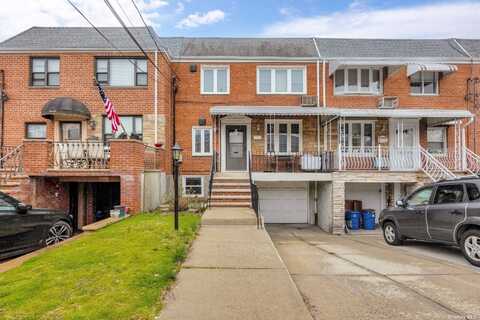 61-40 69th Lane, Middle Village, NY 11379