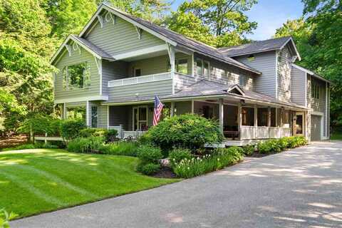 8175 S Lake Shore, Harbor Springs, MI 49740