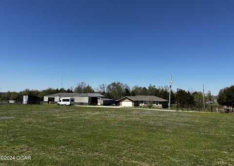 19353 Farm Road 1120, Cassville, MO 65625