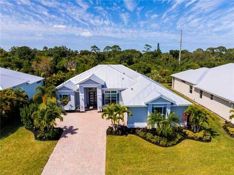 299 11th Square SW, Vero Beach, FL 32962