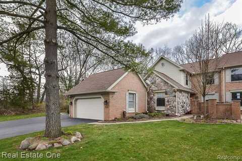 4490 GOLF VIEW Drive, Brighton, MI 48116