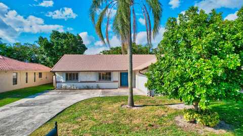 22671 Bella Rita Circle, Boca Raton, FL 33433