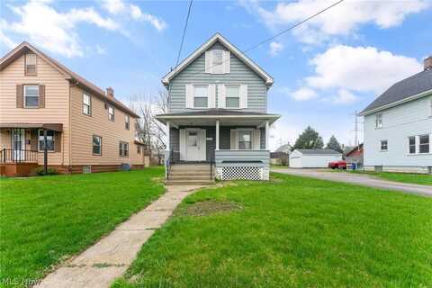 234 Maplewood Avenue, Struthers, OH 44471