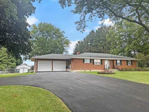 3460 West Pearl City Road, Freeport, IL 61032