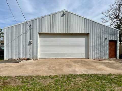 124 E Cedar Street, Carnegie, OK 73015