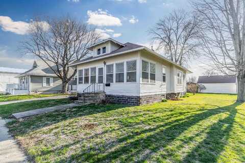 706 4th, Grundy Center, IA 50638