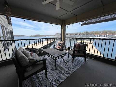 68 Branch Road, Lake Ozark, MO 65049