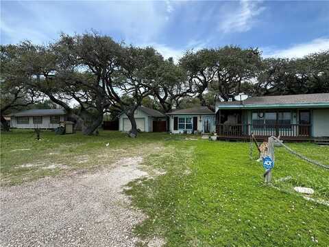 112 Estes Private, Rockport, TX 78382