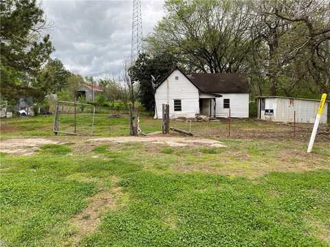 9 E 2nd ST, Mulberry, AR 72947