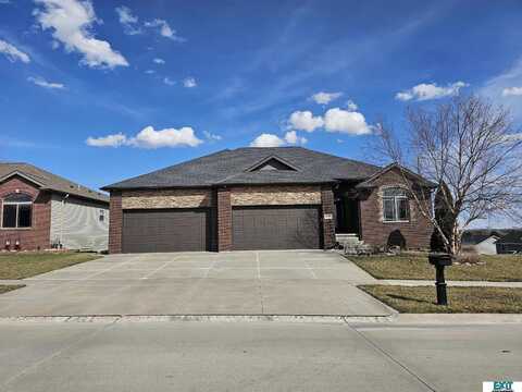 6010 S 97th Street, Lincoln, NE 68526