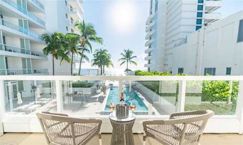 4391 Collins Ave, Miami Beach, FL 33140