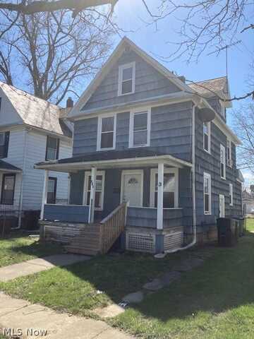 352 11th Street, Elyria, OH 44035