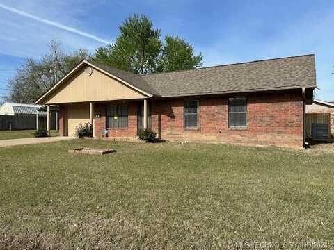 1500 S Creek Avenue, Okmulgee, OK 74447