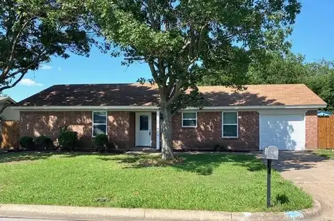 403 Circleview Drive, Mansfield, TX 76063