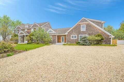 23 Wireless Way, Southampton, NY 11968