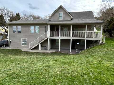 910 S Middle, Colfax, WA 99111