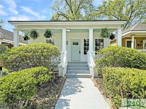 907 W 42nd Street, Savannah, GA 31415