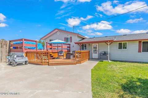 79Th, YAKIMA, WA 98903