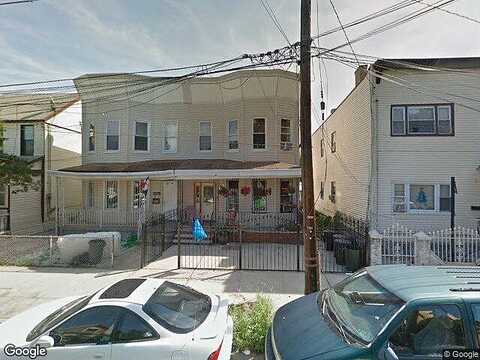 93Rd, RICHMOND HILL, NY 11418