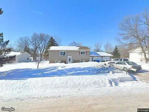 Pelican, DETROIT LAKES, MN 56501