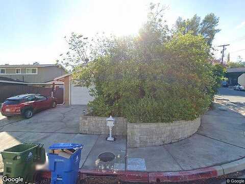 Avenue San Luis, WOODLAND HILLS, CA 91364