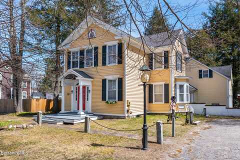 86 Main St, Sheffield, MA 01257