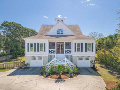 3013 Middle Street, Sullivans Island, SC 29482