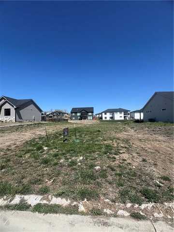 17643 Valley View Drive, Clive, IA 50325