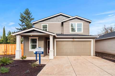 517 Black Bear Drive, Medford, OR 97501