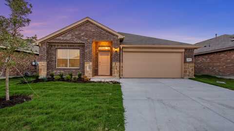 300 Deserado Drive, Fort Worth, TX 76131