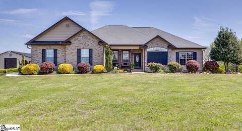 735 Allendale Road, Woodruff, SC 29388