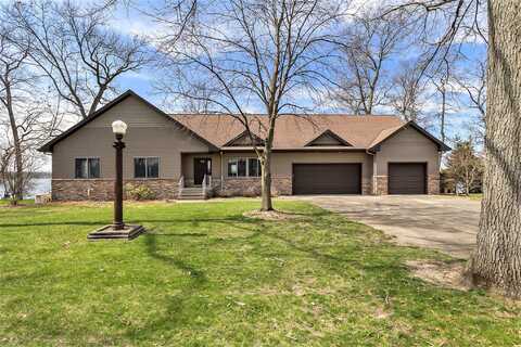 25242 Ironwood Drive, Sturgis, MI 49091