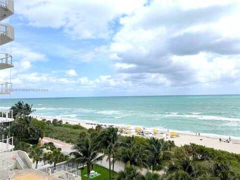 6039 Collins Ave, Miami Beach, FL 33140