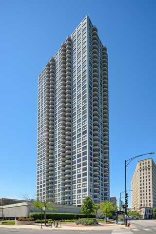 2020 N Lincoln Park West, Chicago, IL 60614