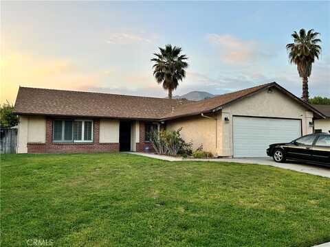 1742 Buckeye Street, Highland, CA 92346