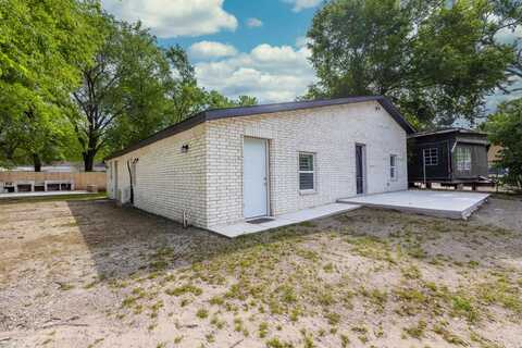 210 VZ County Road 3841, Wills Point, TX 75169