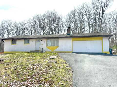 5165 Hummingbird Drive, Pocono Summit, PA 18346